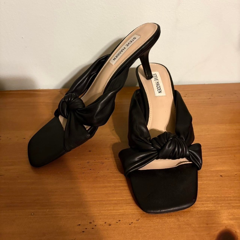Steve Madden Black Knotted Mule Heels Square Toe Slip On Sandals Women's
